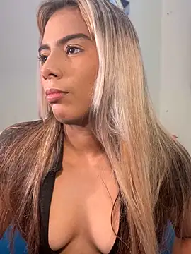 MiaSizzle online show from 19, 12, 2025