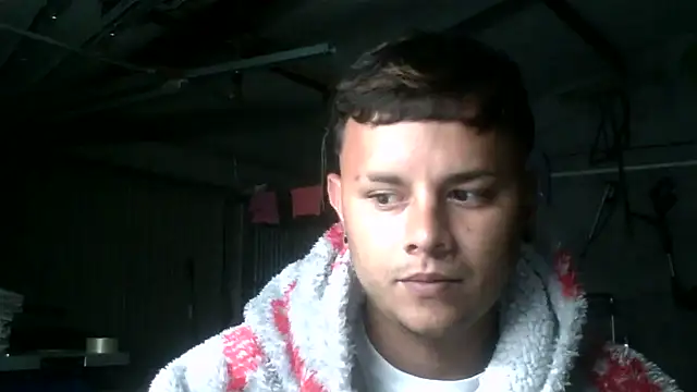 Snapshot of Sickbooy69 chatting on 21, 4, 2026 Sickbooy69 online show from 21, 4, 2026