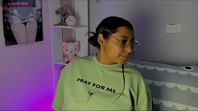 tinna noa online show from 4, 3, 2026