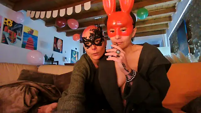 ErotiKat online show from 4, 3, 2026