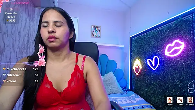 nicol ross19 online show from 8, 3, 2026