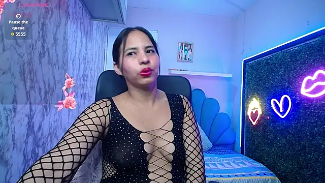 nicol ross19 online show from 10, 3, 2026