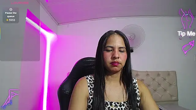 Snapshot of nicol_ross19 chatting on 16, 7, 2026 nicol ross19 online show from 16, 7, 2026