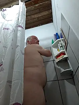 luis8558 online show from 6, 1, 2026