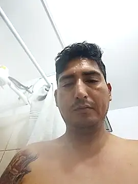 Snapshot of Yrresistible666 chatting on 13, 1, 2026 Yrresistible666 online show from 13, 1, 2026