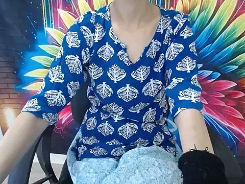 Farhana beautyfull online show from 20, 5, 2026