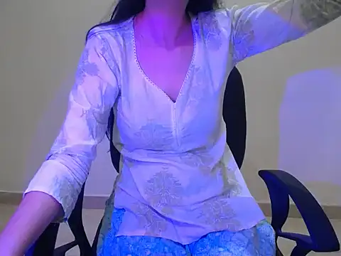 Farhana beautyfull online show from 20, 6, 2026