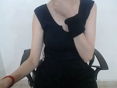 Farhana beautyfull online show from 14, 1, 2026