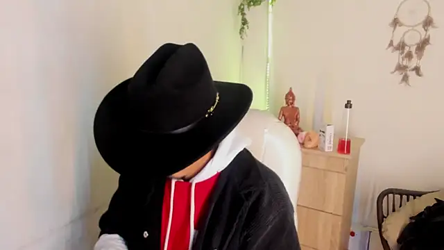 Aroon smith  online show from 16, 1, 2026