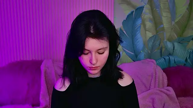 Milana Cold online show from 14, 1, 2026