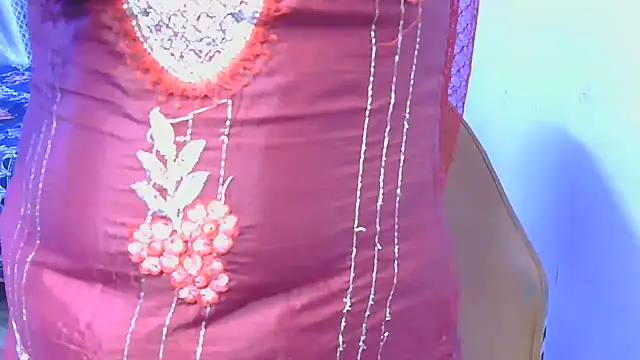 Snapshot of bold-smirthii chatting on 11, 6, 2026 bold-smirthii online show from 11, 6, 2026