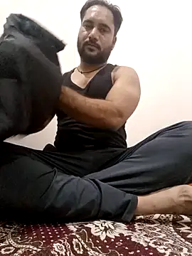 Snapshot of AmitKumar7758 chatting on 16, 4, 2026 AmitKumar7758 online show from 16, 4, 2026