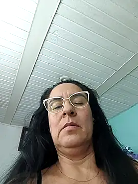 Snapshot of KiaraFoster chatting on 8, 1, 2026 KiaraFoster online show from 8, 1, 2026