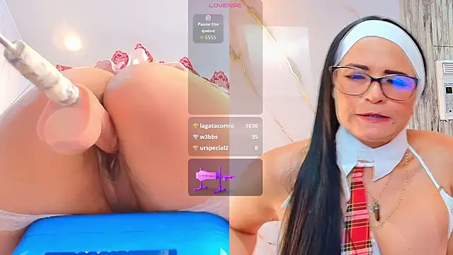 Isis car0lina online show from 27, 3, 2026