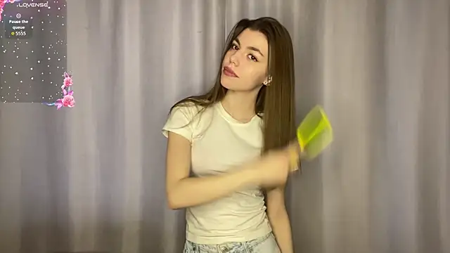 Snapshot of NeidaGowing chatting on 28, 2, 2026 NeidaGowing online show from 28, 2, 2026