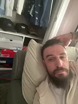 Bfrizz04 online show from 9, 3, 2026