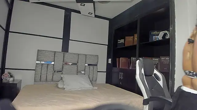 AmbarBrownn  online show from 2, 3, 2026