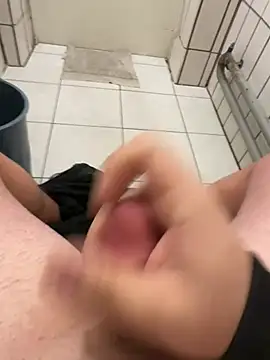 RimmingPussy24 online show from 2, 4, 2026