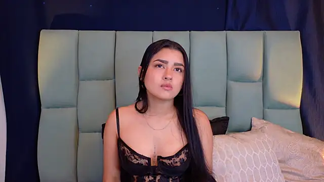Emilyy05  online show from 16, 7, 2026