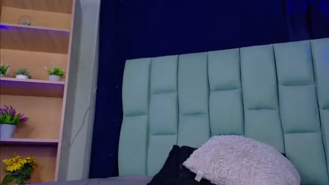 Emilyy05  online show from 22, 5, 2026