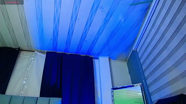 Emilyy05  online show from 21, 12, 2025