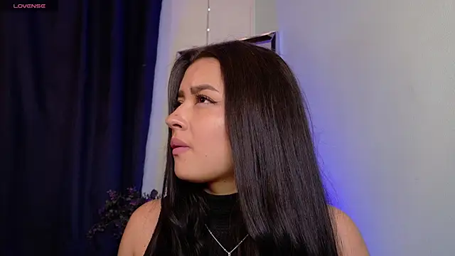 Emilyy05  online show from 2, 4, 2026