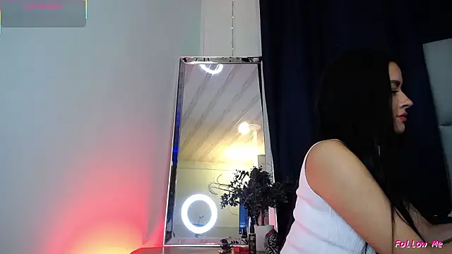 Emilyy05  online show from 6, 3, 2026