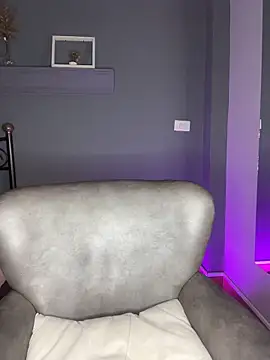 JennaMilf  online show from 11, 4, 2026