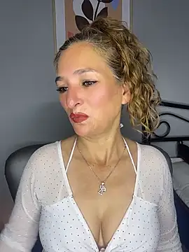 JennaMilf  online show from 11, 5, 2026