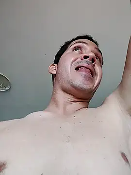 Snapshot of Lukas-thiago chatting on 21, 12, 2025 Lukas-thiago online show from 21, 12, 2025