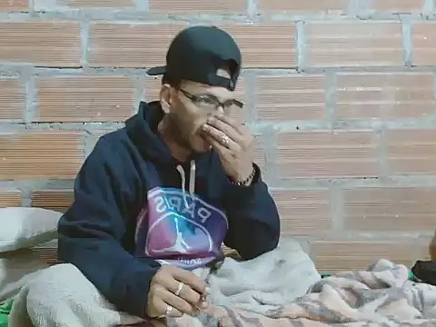 Snapshot of Alphamaster_92 chatting on 4, 2, 2026 Alphamaster 92 online show from 4, 2, 2026