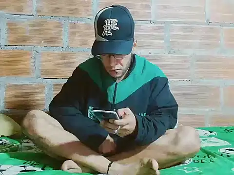 Snapshot of Alphamaster_92 chatting on 6, 2, 2026 Alphamaster 92 online show from 6, 2, 2026