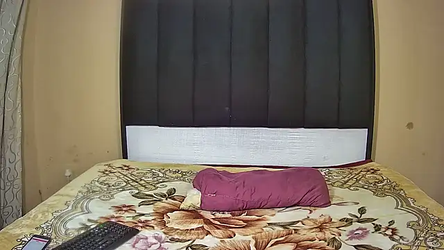 DesiredQueen27 online show from 9, 4, 2026