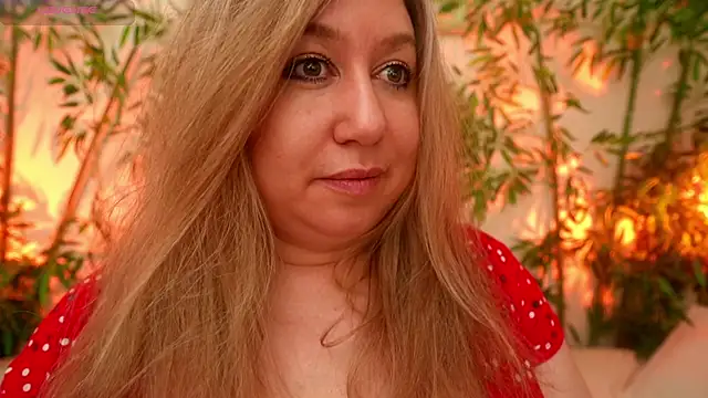 HappyLisa online show from 10, 2, 2026