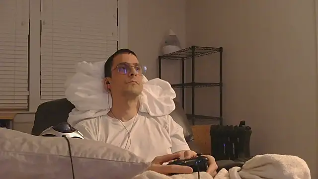 Snapshot of SissyJosh chatting on 28, 5, 2026 SissyJosh online show from 28, 5, 2026