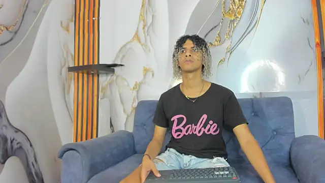 Victor LatinBoy online show from 21, 12, 2025