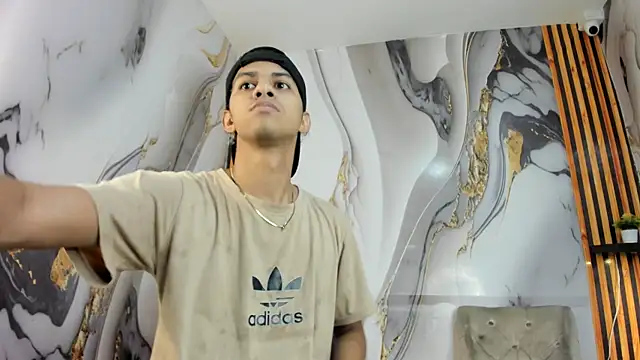 Victor LatinBoy online show from 13, 1, 2026