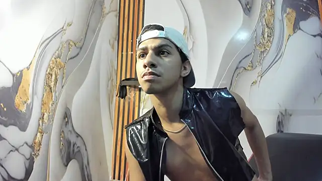 Victor LatinBoy online show from 11, 1, 2026