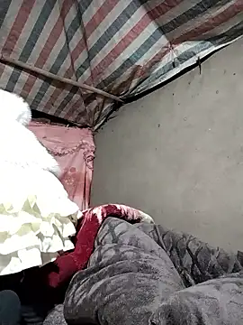 Snapshot of Lucky_cutee chatting on 8, 1, 2026 Lucky cutee online show from 8, 1, 2026