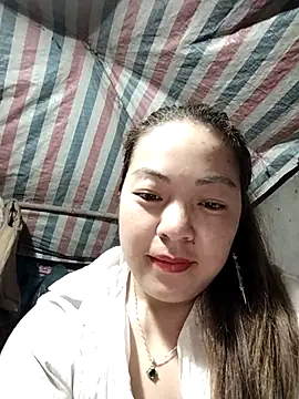 Snapshot of Lucky_cutee chatting on 13, 1, 2026 Lucky cutee online show from 13, 1, 2026