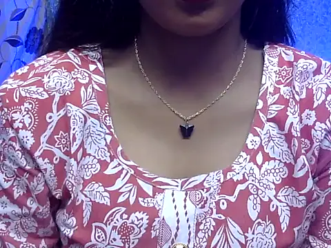 cute Dirty Diva online show from 13, 7, 2026