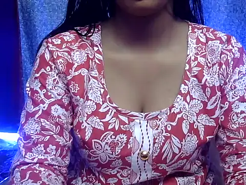 cute Dirty Diva online show from 12, 4, 2026