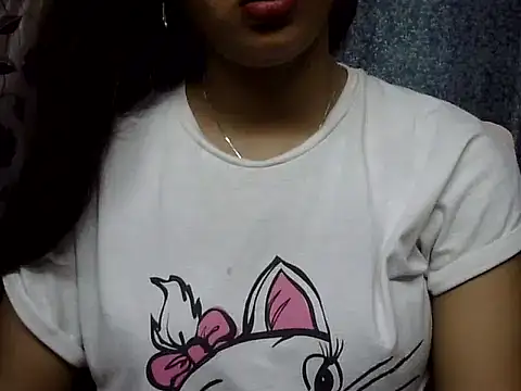 cute Dirty Diva online show from 6, 6, 2026