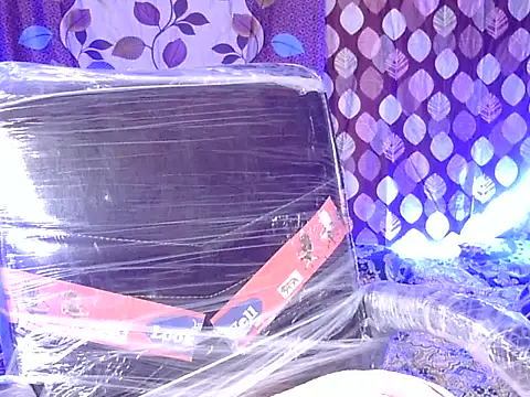 cute Dirty Diva online show from 18, 2, 2026