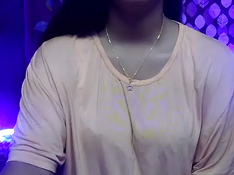 cute Dirty Diva online show from 10, 3, 2026