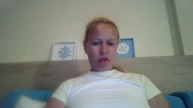 Snapshot of jennyblondeuk chatting on 30, 4, 2026 jennyblondeuk online show from 30, 4, 2026