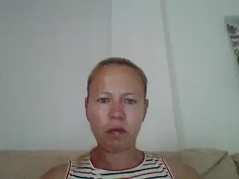 Snapshot of jennyblondeuk chatting on 28, 5, 2026 jennyblondeuk online show from 28, 5, 2026