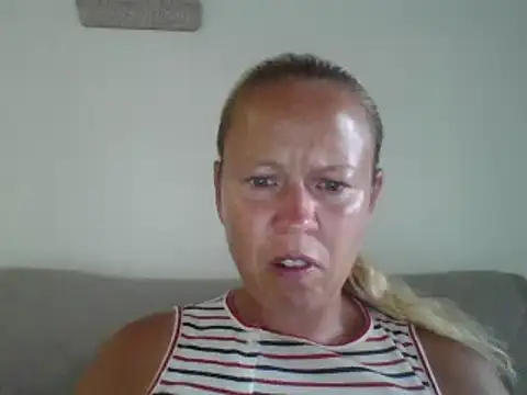 Snapshot of jennyblondeuk chatting on 29, 6, 2026 jennyblondeuk online show from 29, 6, 2026