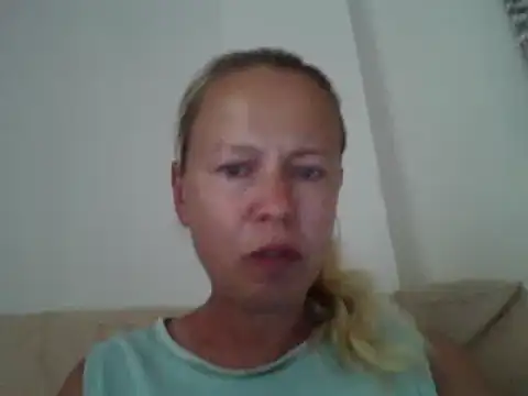 Snapshot of jennyblondeuk chatting on 29, 5, 2026 jennyblondeuk online show from 29, 5, 2026
