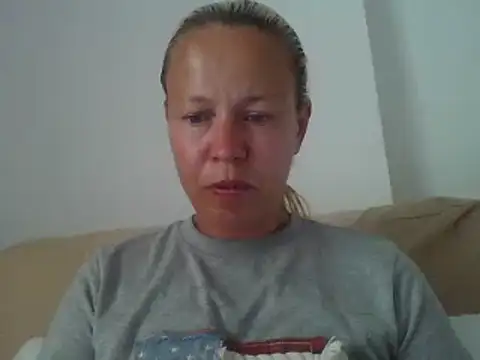 Snapshot of jennyblondeuk chatting on 1, 6, 2026 jennyblondeuk online show from 1, 6, 2026